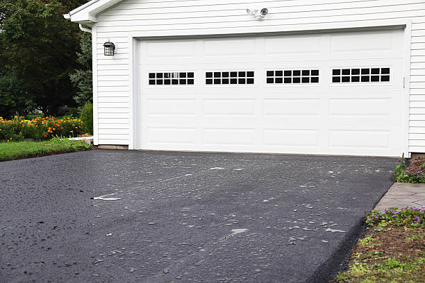 Best Attic Cleanout  in USA